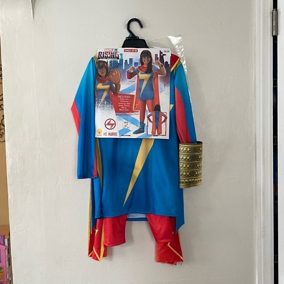 Rubie’s Costumes Ms Marvel Superhero Halloween Costume Girls Size Medium NEW - Picture 7 of 7